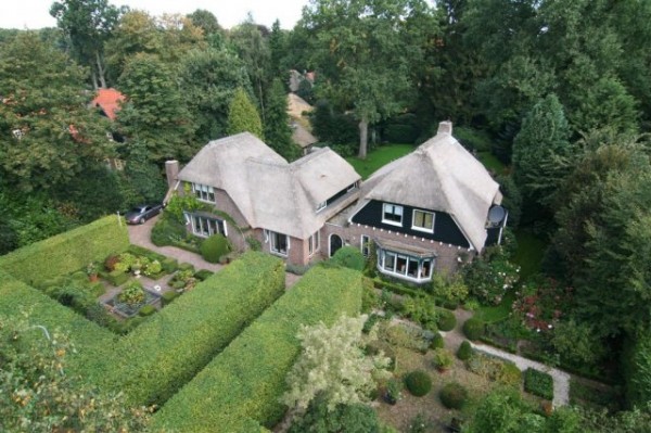 reparatie rieten dak in Laren